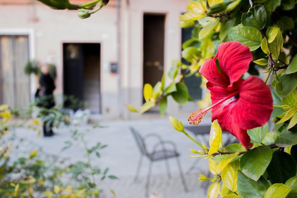 Rosso Buoni E Cattivi Apartment Cagliari